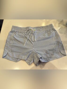 Vineyard Vines Striped Performance Shorts (similar to Harbor Shorts)